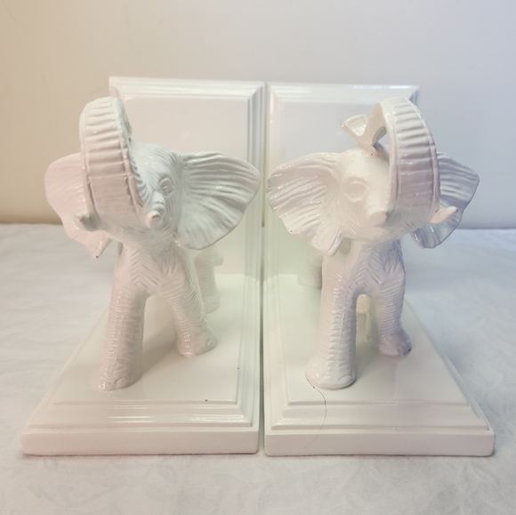Torre & Tagus white elephant bookends - Picture 5 of 14